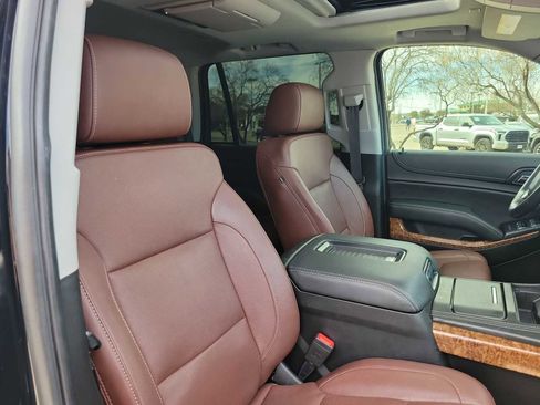 Used 2019 Chevrolet Tahoe Premier w/ Premier Plus Edition image 10