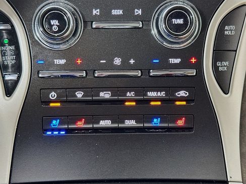 Used 2020 Lincoln Nautilus Reserve FWD image 19