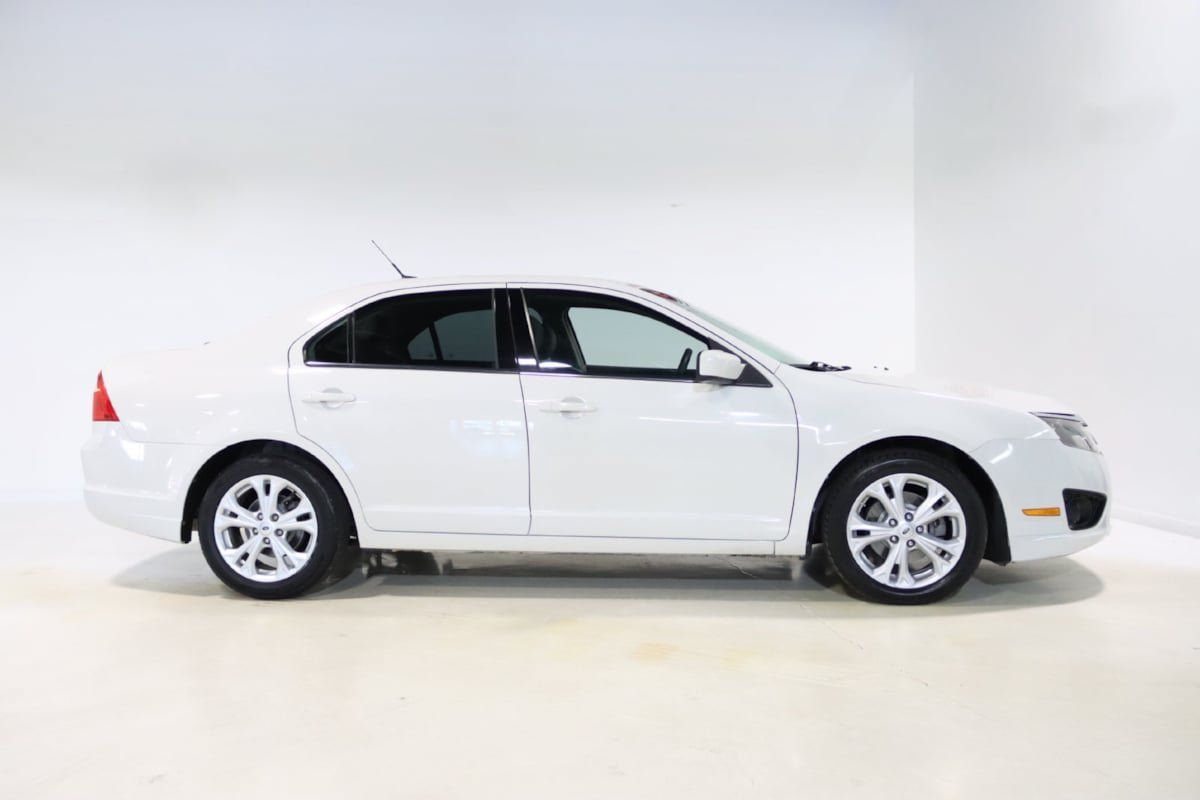 Used 2012 Ford Fusion SE FWD image 5