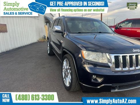 Used 2011 Jeep Grand Cherokee Overland image 4