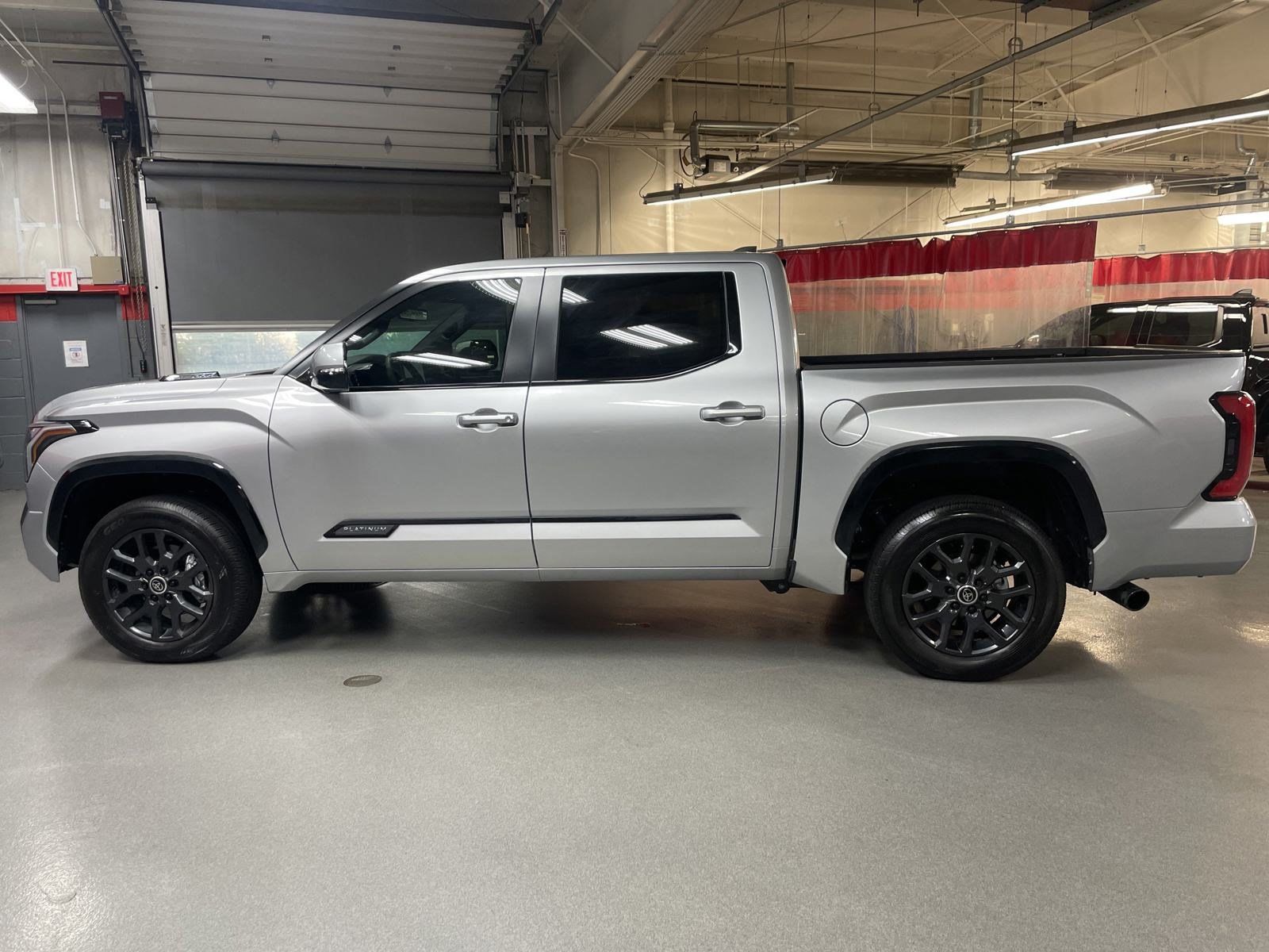 New 2024 Toyota Tundra Platinum AWD/4WD image 6