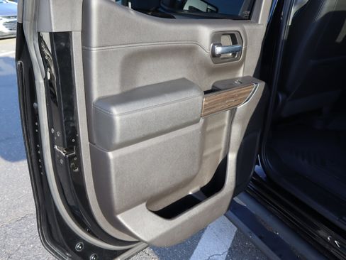 Used 2019 Chevrolet Silverado 1500 LT Trail Boss AWD/4WD image 30