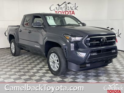 New 2025 Toyota Tacoma SR5