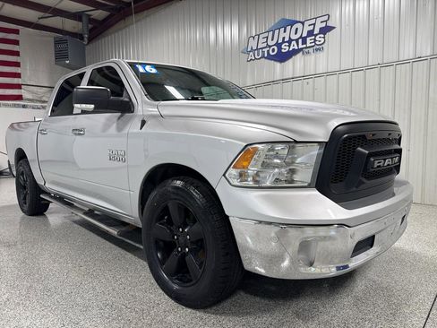 Used 2016 RAM 1500 Big Horn image 2