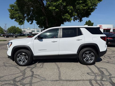 Used 2026 GMC Terrain Elevation AWD/4WD image 10