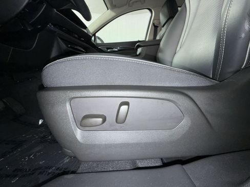 Used 2023 Buick Envision Essence AWD/4WD image 14
