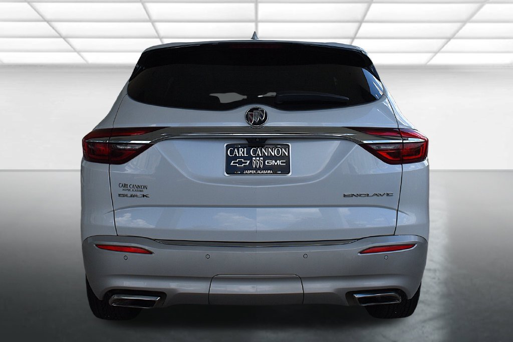 Used 2018 Buick Enclave Premium w/ Experience Buick Package FWD image 9