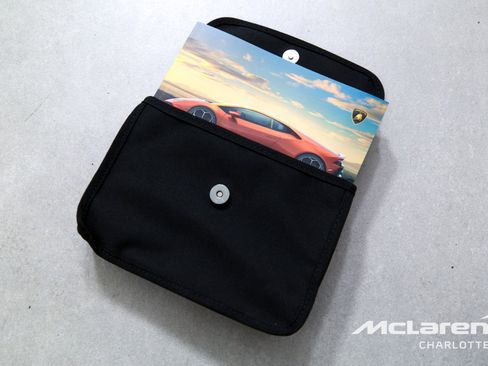 Used 2020 Lamborghini Huracan EVO image 22