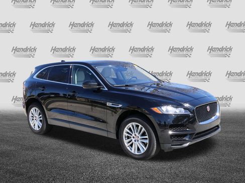 Used 2020 Jaguar F-PACE Prestige image 2