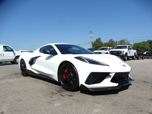 Used 2020 Chevrolet Corvette Stingray Premium Cpe w/ 3LT Preferred Equipment Group image 4