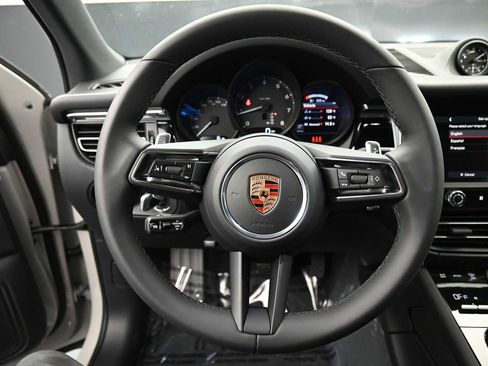 New 2026 Porsche Macan AWD/4WD image 8