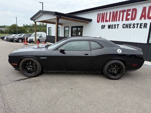 Used 2014 Dodge Challenger SRT8 Core RWD image 12