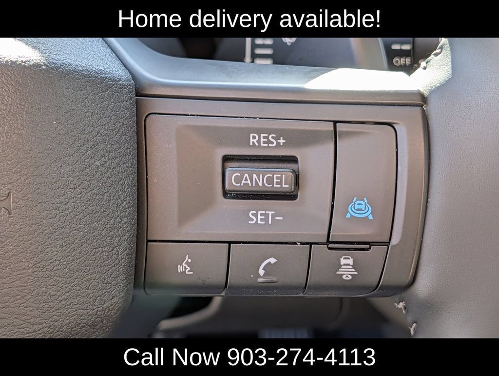 Used 2026 Nissan Pathfinder SV FWD image 20