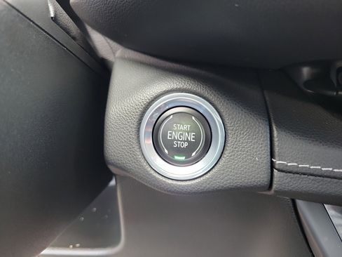 Certified 2023 Buick Envision Avenir image 34