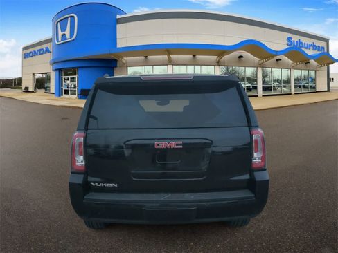 Used 2017 GMC Yukon SLT w/ Open Road Package image 7
