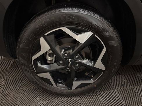 Certified 2025 Kia Seltos S AWD/4WD image 22