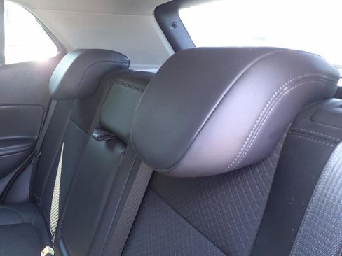 Certified 2021 Buick Encore Preferred image 34