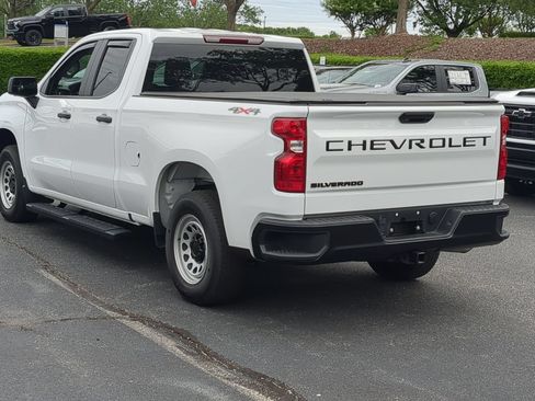 Used 2025 Chevrolet Silverado 1500 W/T w/ WT Value Package AWD/4WD image 8