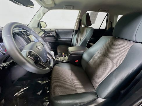 Certified 2024 Toyota 4Runner TRD Off-Road image 19