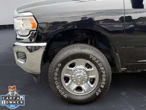 Used 2024 RAM 2500 Tradesman w/ Chrome Appearance Group AWD/4WD image 17