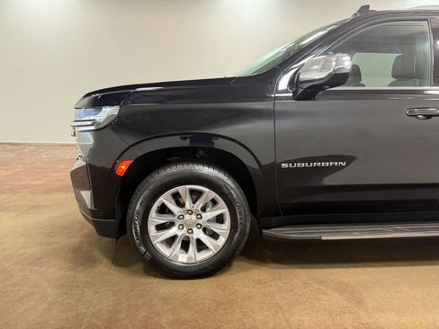 Used 2024 Chevrolet Suburban Premier AWD/4WD image 37