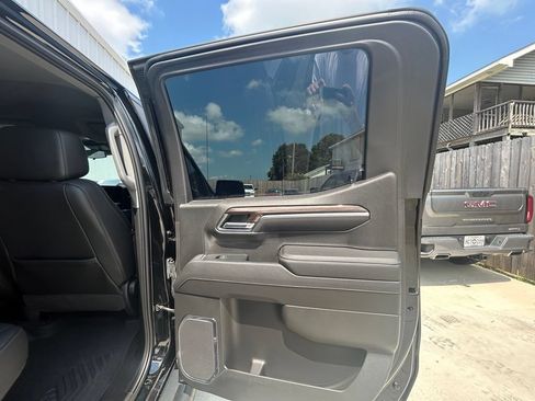 Used 2022 Chevrolet Silverado 1500 RST AWD/4WD image 15