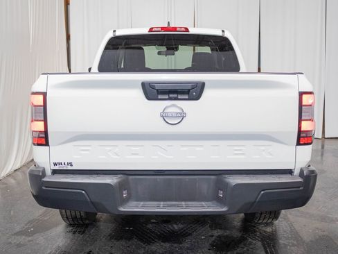 Used 2024 Nissan Frontier S w/ S Utility Package image 3