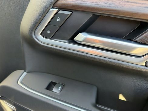 Used 2026 GMC Sierra 1500 SLT w/ SLT Premium Package image 33