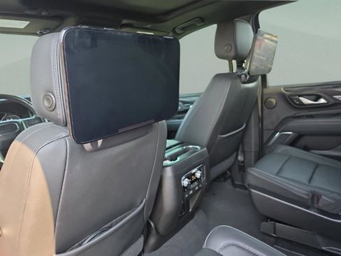 Used 2021 GMC Yukon Denali w/ LPO, Illumination Package image 29