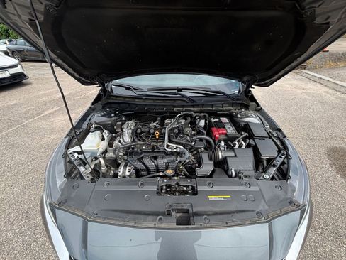 Used 2025 Nissan Altima 2.5 SV FWD image 32
