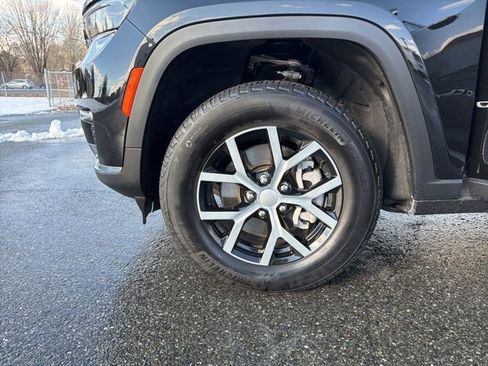 Used 2025 Jeep Grand Cherokee L Limited w/ Trailer Tow Package image 27