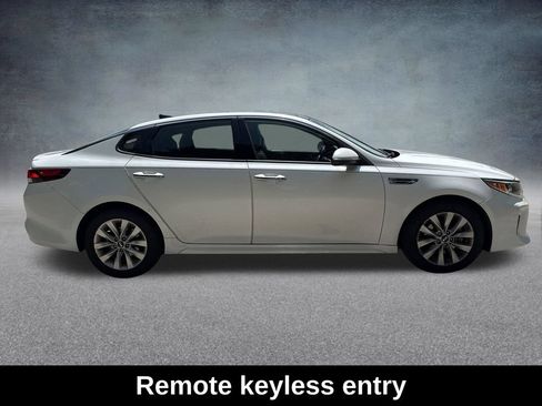 Used 2018 Kia Optima S w/ Panoramic Sunroof Package FWD image 7
