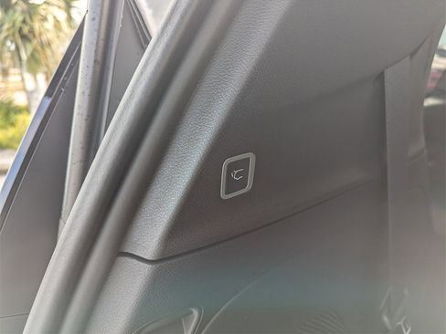 New 2026 Chrysler Pacifica Pinnacle image 30