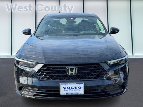 Used 2023 Honda Accord EX-L image 10