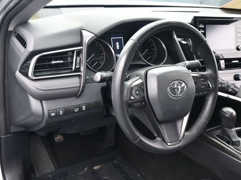Used 2024 Toyota Camry SE w/ Convenience Package FWD image 13