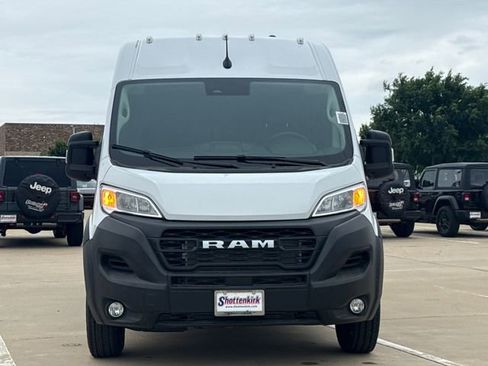 New 2026 RAM ProMaster 2500 FWD image 3