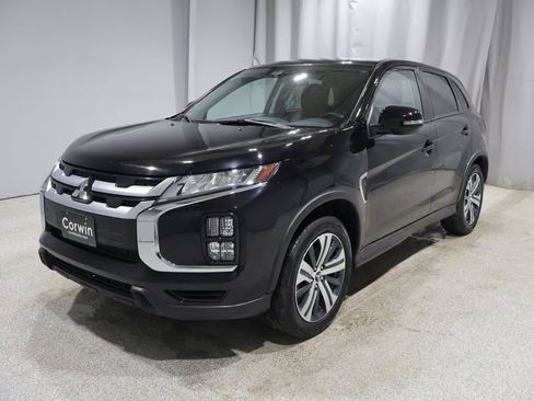 Used 2025 Mitsubishi Outlander Sport AWD image 5