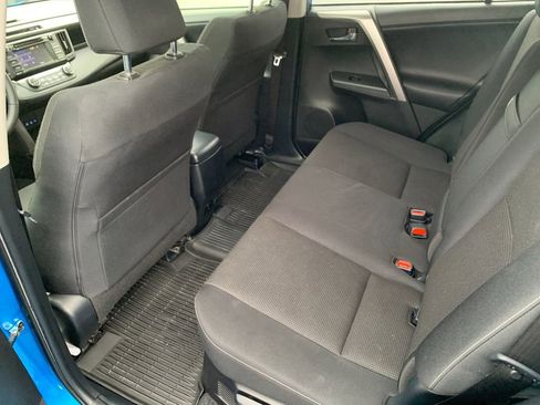 Used 2017 Toyota RAV4 XLE image 13