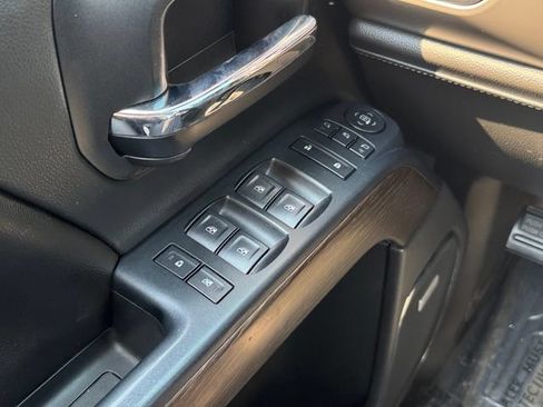 Used 2017 GMC Sierra 1500 Denali AWD/4WD image 34