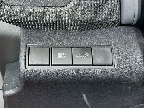 Used 2024 Subaru Solterra AWD/4WD image 17