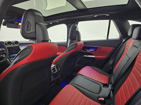 Used 2025 Mercedes-Benz GLC 43 AMG AMG GLC 43 image 18