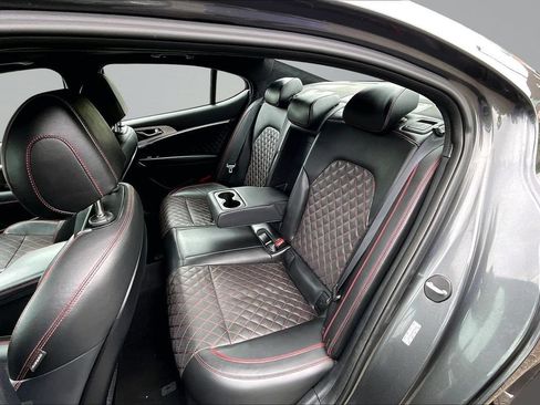 Used 2019 Genesis G70 2.0T Advanced w/ Sport Package AWD/4WD image 17