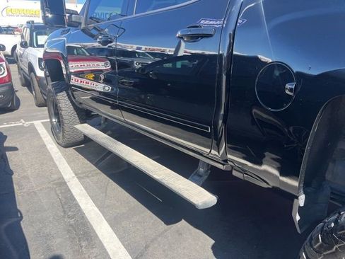 Used 2018 Chevrolet Silverado 1500 LT w/ All Star Edition image 9