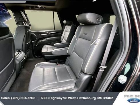 Used 2023 Cadillac Escalade Sport image 19