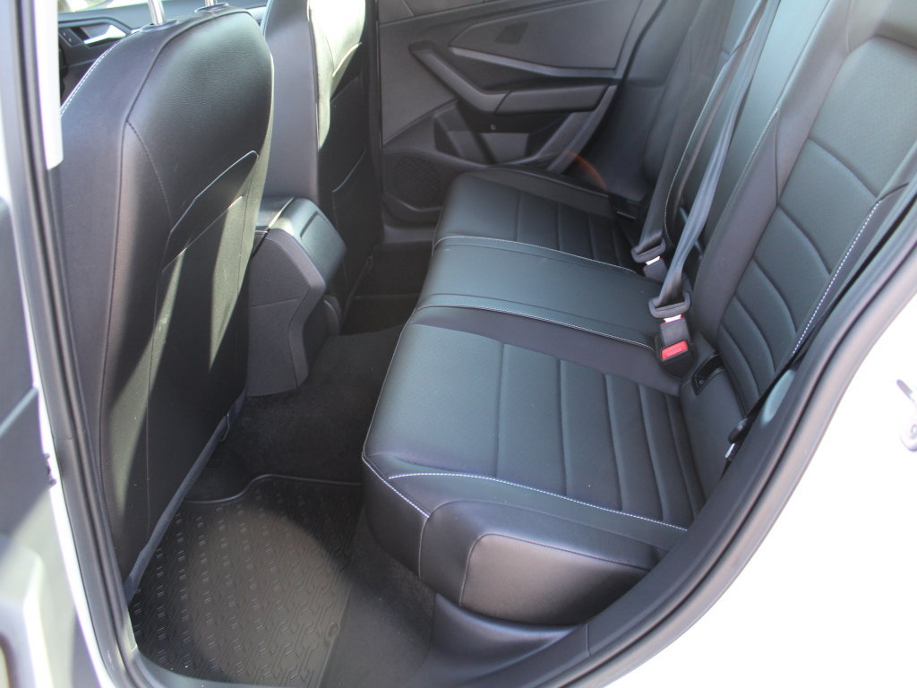 Used 2023 Volkswagen Jetta SE w/ Panoramic Sunroof Package FWD image 10