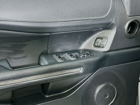 Used 2024 Ford Expedition XLT image 15