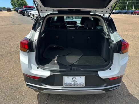 Used 2025 Buick Encore GX Preferred FWD image 23