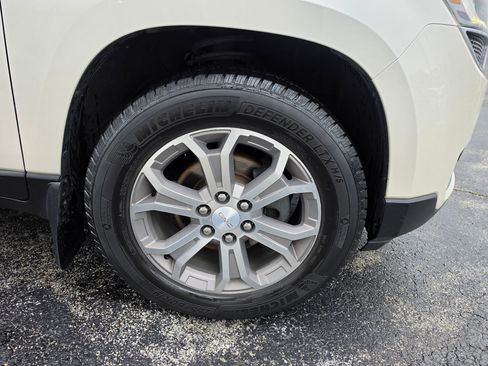 Used 2013 GMC Acadia SLT w/ Technology Package FWD image 17