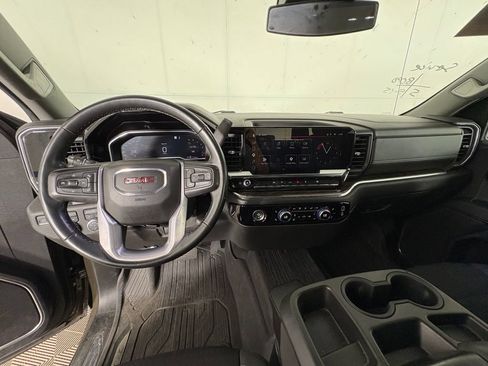 Used 2023 GMC Sierra 1500 Elevation AWD/4WD image 8