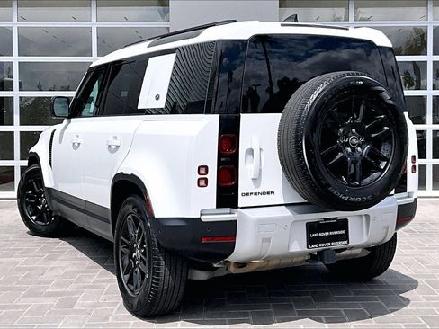 Used 2024 Land Rover Defender 110 S AWD/4WD image 12